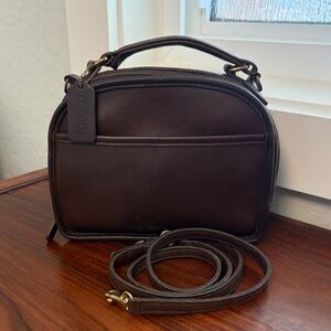 Vintage Coach Lunchbox 9991 in Mahogany, made in 1996